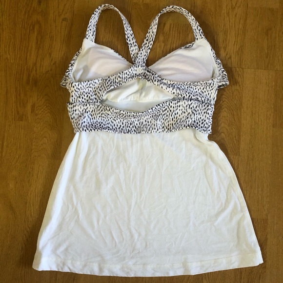 Lululemon yoga top - Picture 2 of 4